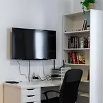 Lejlighed West - Location, Parking, Near Park By Rentujemy *